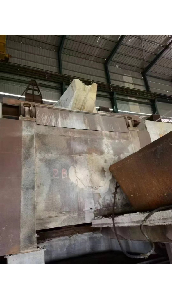 领奔机械售20吨中频炉：3套！