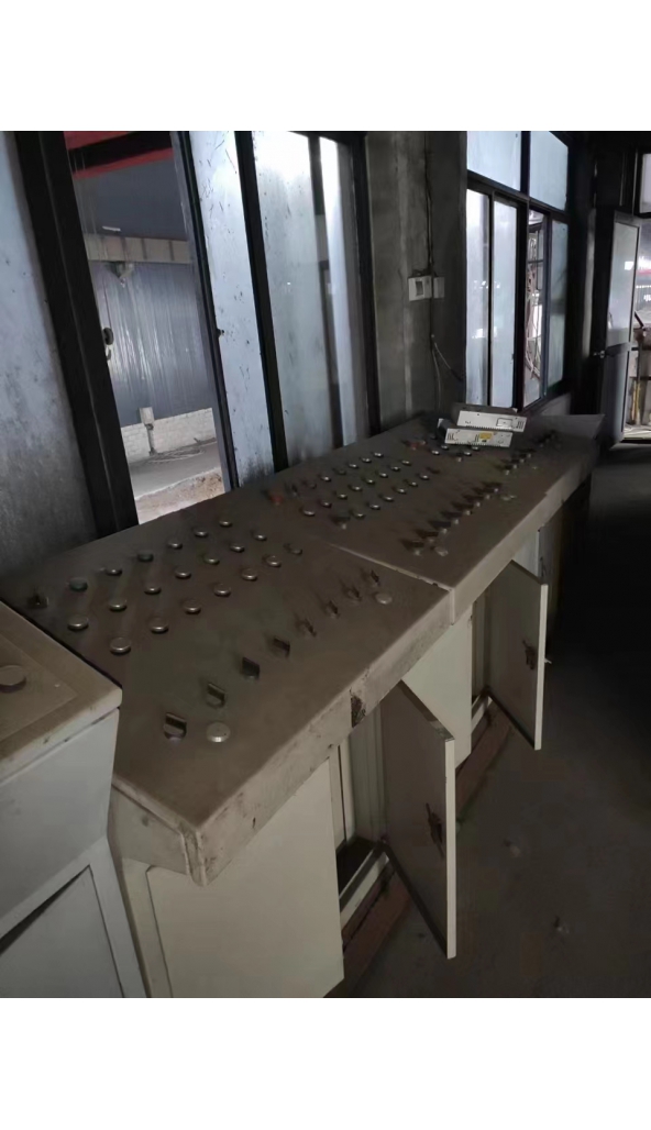 领奔机械售圣力R6M弧三机三流连铸机：1套！