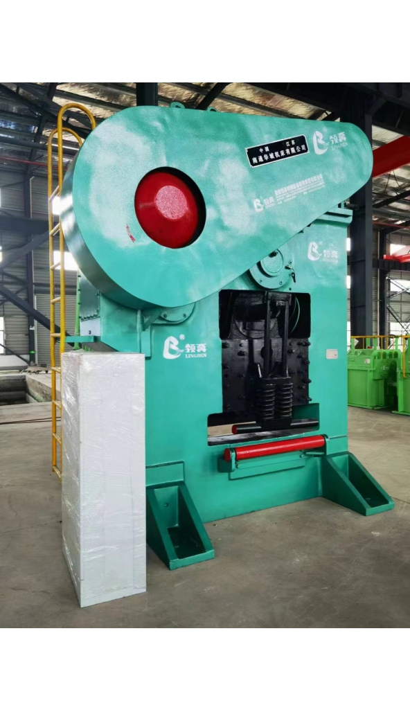 领奔机械售300吨-1000吨螺纹钢定尺冷剪机！