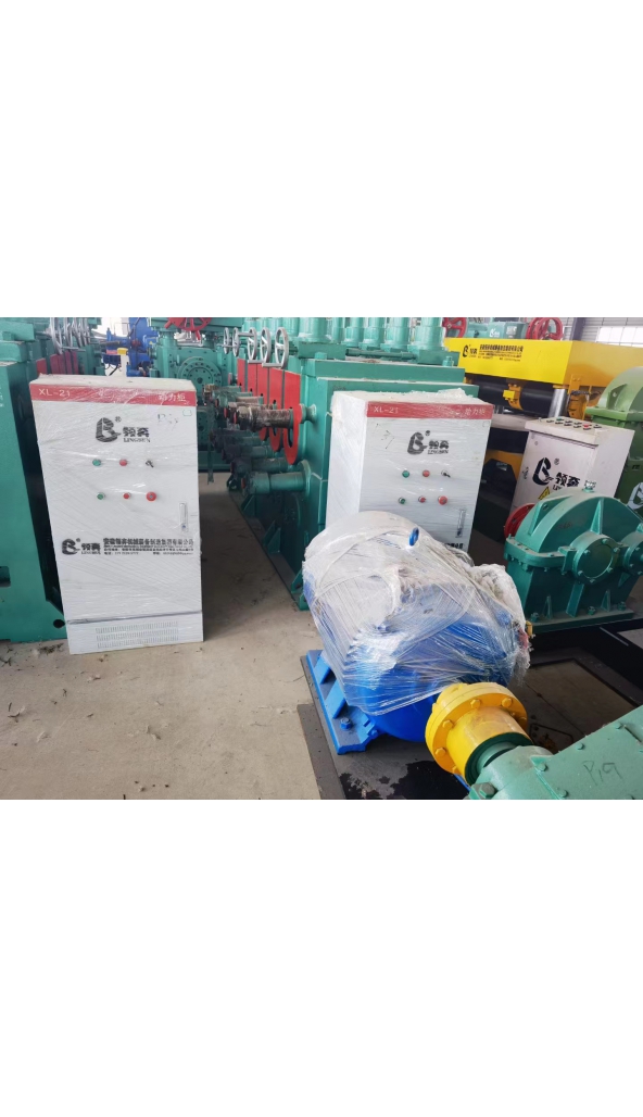 领奔机械售雪浪∮300矫直机：2台，左、右各一台，采购热线：18921285777.李华玉。