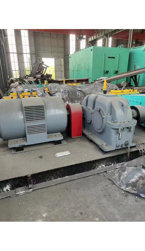 领奔机械售全新355KW水除鳞：6台！