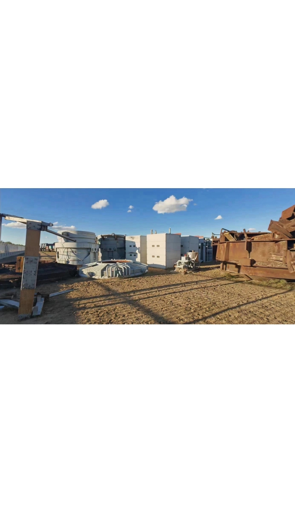 领奔机械售20吨电弧炉：2套，配套20吨精炼炉：1套，配套钢包、电器齐全！