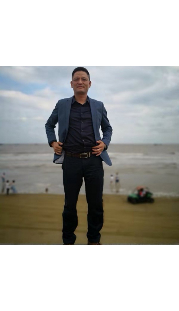 宜兴领奔董事长携全体员工竭诚为全球客户服务！