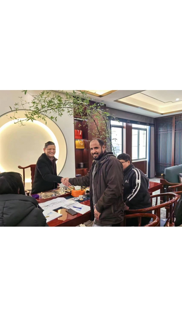 领奔机械装备制造集团热烈欢迎沙特阿拉伯客户朋友来访业务洽谈~