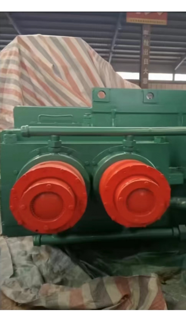 奔机械售高线、棒材、型钢生产线，设备全部已经保养完毕，欲购从速，欢迎洽谈。