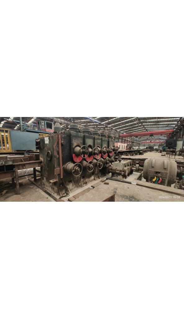 售无锡∮700十辊矫直机：1台，电机电控系统齐全，欲购从速。