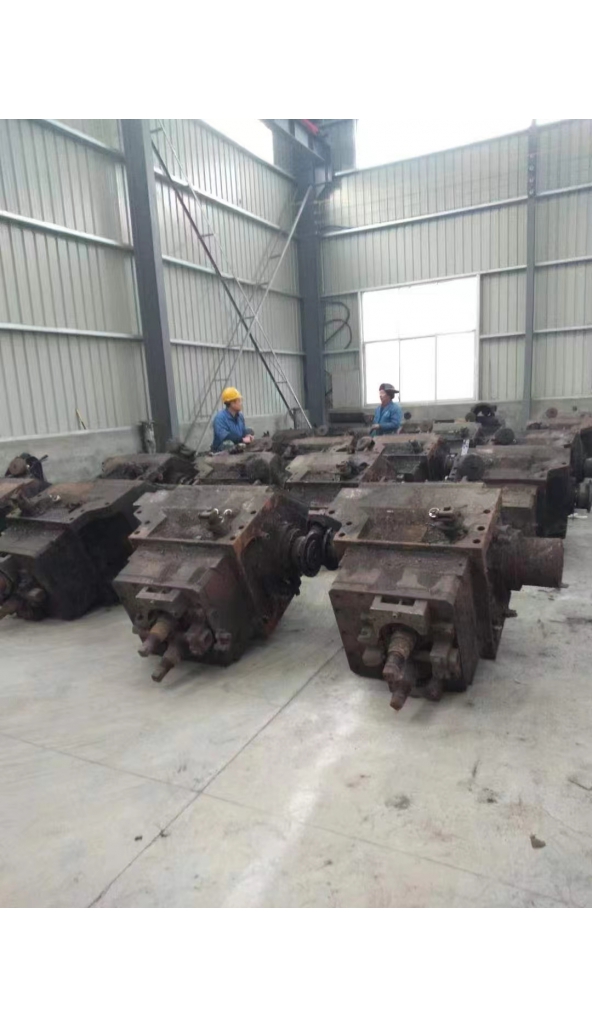 售达涅利5＋5精轧机/2套！品牌设备，欲购从速，技术资料齐全，热线：18921285777.李。