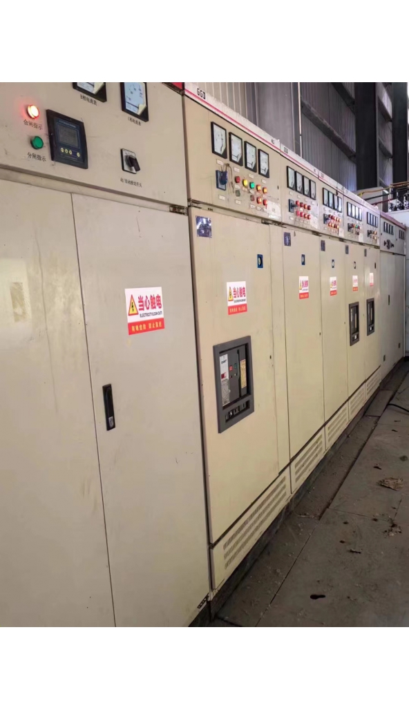 售2400mm中、厚板热轧机，可轧制：普碳钢、铝板、铜板，电机、电控系统齐全，欲购从速。热线：19955358888.李。